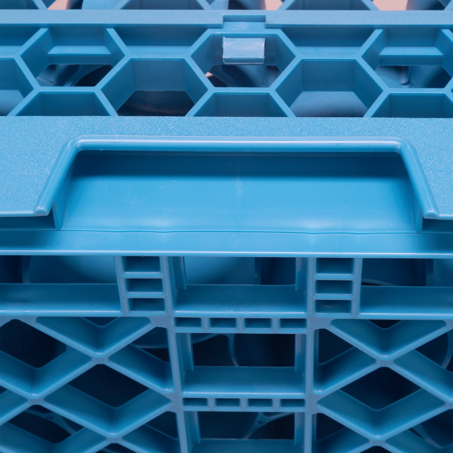 Carlisle RW20-114 Carlisle Blue 20-Compartment Polypropylene OptiClean NeWave Glass Rack with 2 Integrated Extenders
