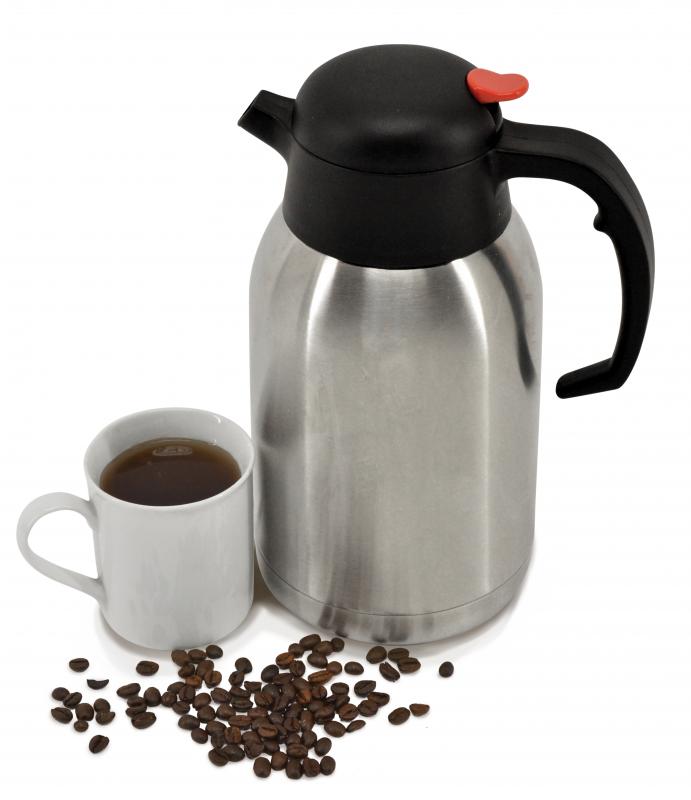 Omcan 40565 68 oz. (2 L) Double-Wall Insulated Stainless Steel Thermal Coffee Carafe