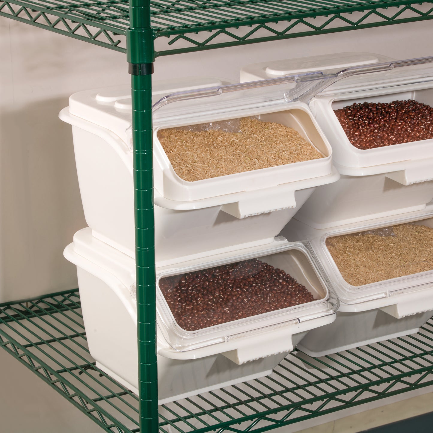Winco VEX-1824 18" x 24" Epoxy Coated Wire Shelf