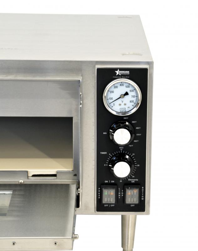 Omcan 24210 Single Countertop Quartz Pizza Oven