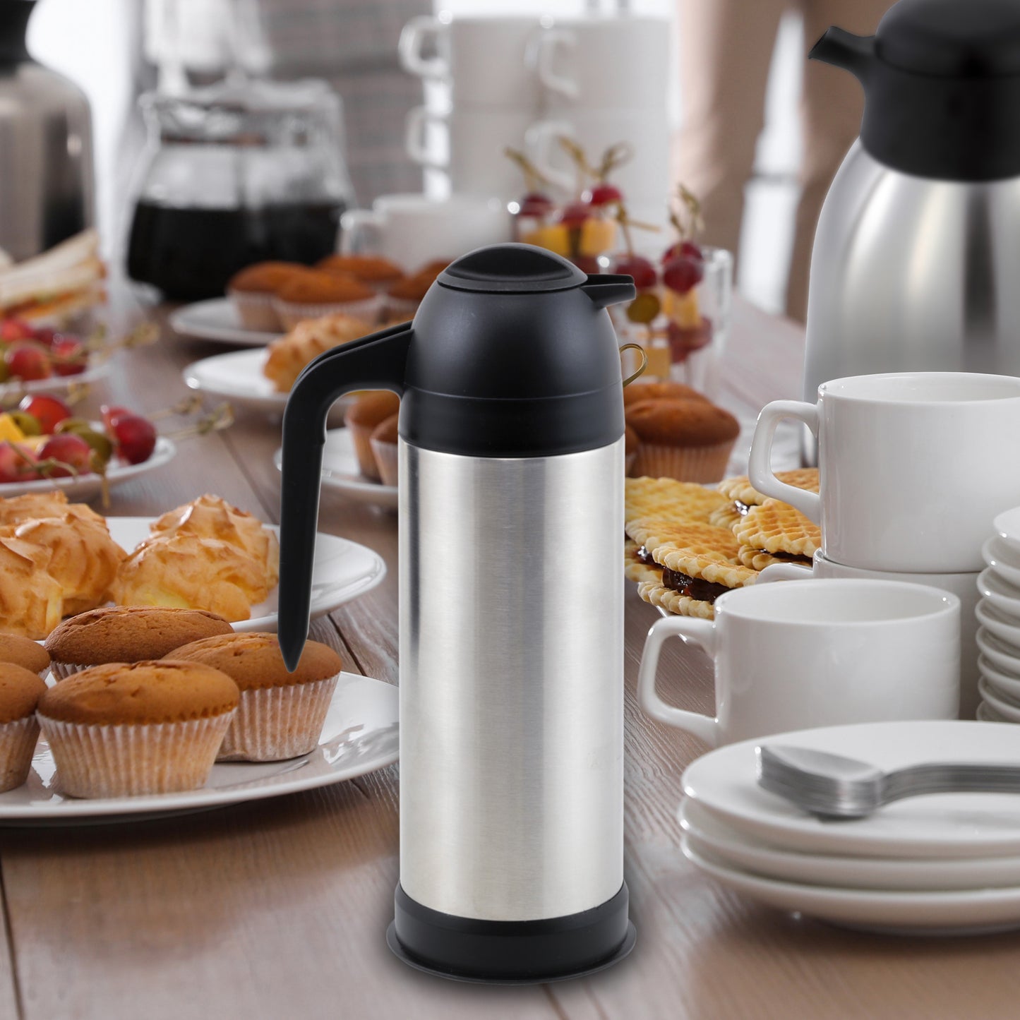 Winco VSS-33 33 oz. Stainless Steel Vacuum Insulated Coffee/Cream Server