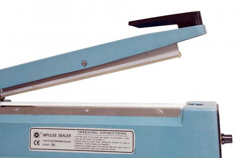 Omcan 14451 Portable Impulse Sealer with 20" Seal Bar and 2 mm Seal Width