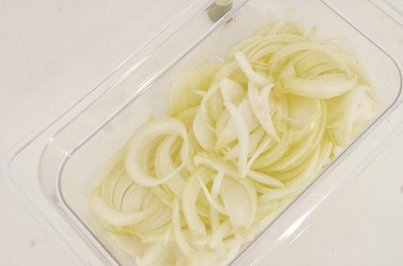 Omcan 41862 Countertop Vertical Fruit and Vegetable Slicer with 3/16" Cutter Blade