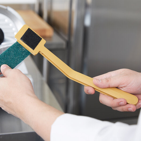 Carlisle 40728RWS25 Tan Slicer Cleaning Tool