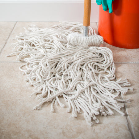 Carlisle 369024C00 White Cotton Flo-Pac Kwik-On Screw Top Mop