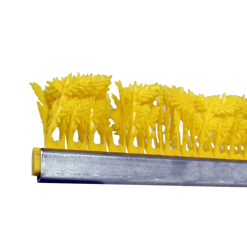 Omcan 10803 1" x 30" Yellow Parsley Runner with Clip