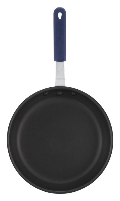 Winco AFP-10XC-H 10" Aluminum Gladiator Fry Pan w/ Sleeve