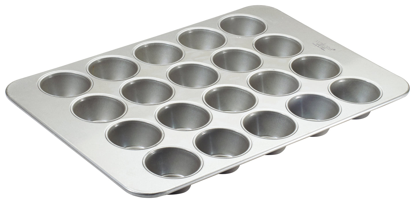Winco HMF-20E 8.2 oz. 20-Compartment Aluminum Steel Pecan Roll/Lg Muffin Pan