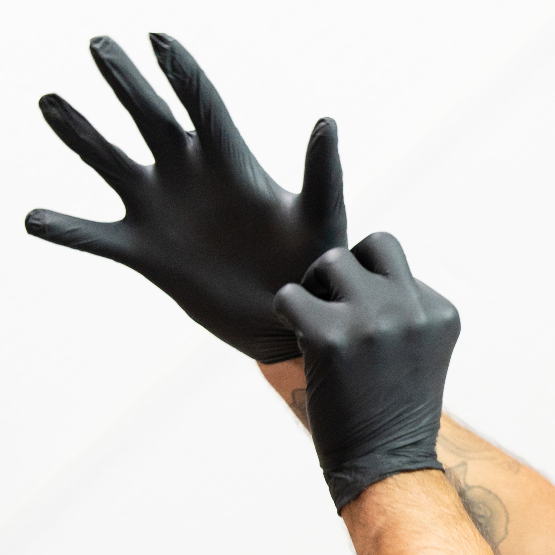 Winco GLN-LB Large Black Nitrile Disposable Gloves, Powder-Free (100pcs/box)