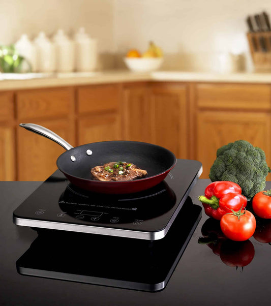 Eurodib C1813 Induction Cooker with a Cast Iron Enamel Fry Pan
