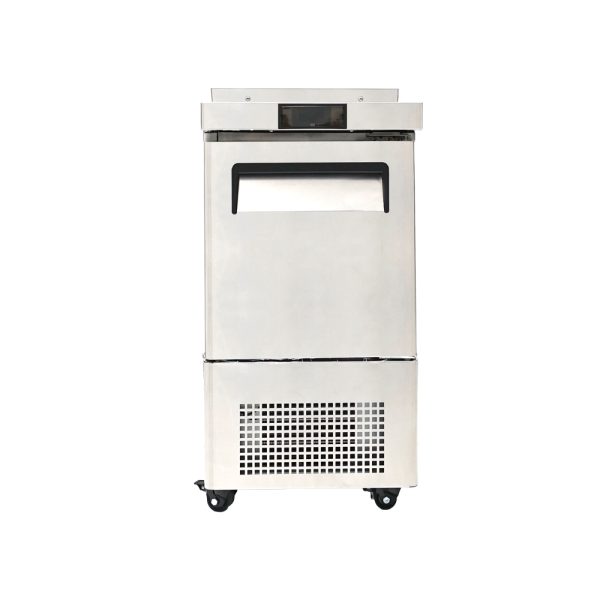Atosa MSF17GR-NTCV 17" Sandwich Prep Table with Night Cover and 2" Casters Standard