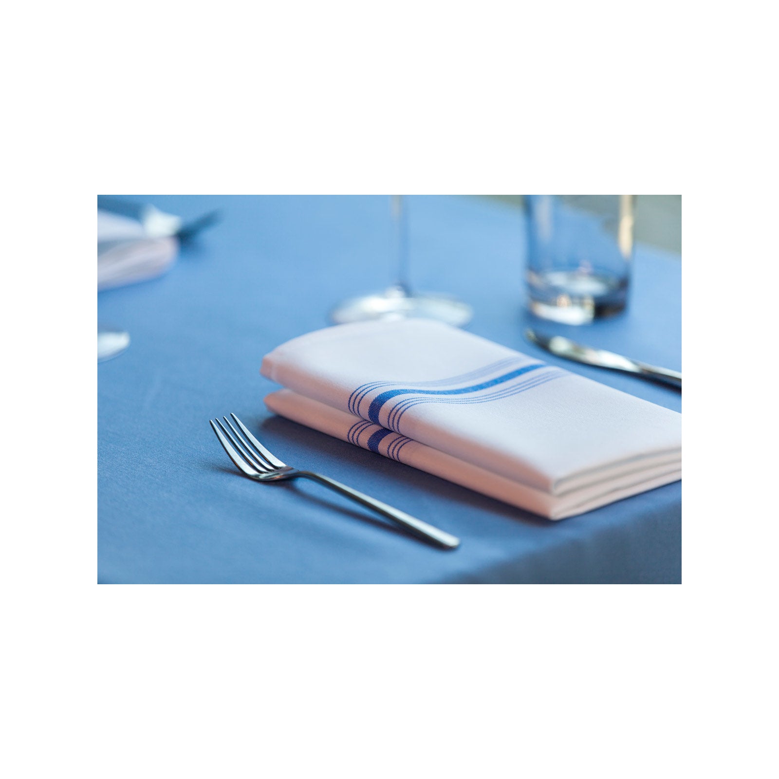 Snap Drape 53771822NH062 18" x 22" Blue 50% Spun Polyester/50% Filament Bistro Striped Napkin